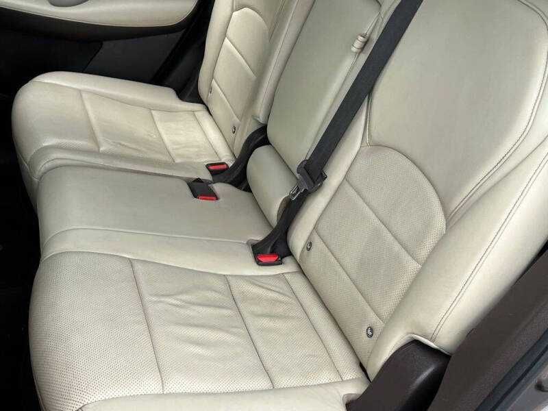 Infiniti QX50 Essential 2019