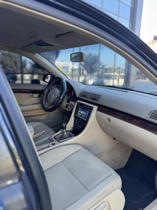 Audi A4B7