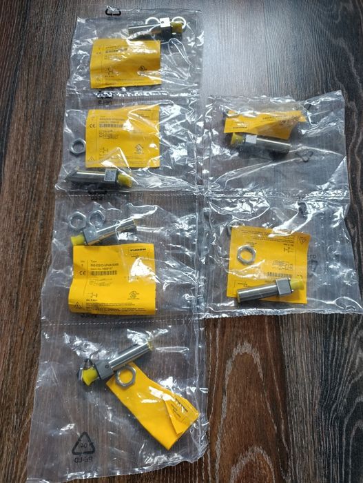 Індуктивний датчик TURCK BI5-EM18-VP4X/S998.