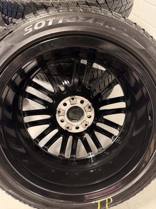 Koła zimowe Pirelli + Felgi 18” Mercedes Oryginalne ET40