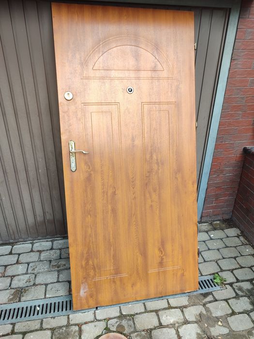 Drzwi zewnętrzne 90 antywłamaniowe bez futryny