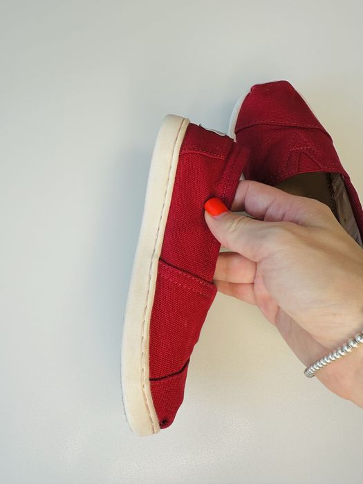 Червоні дитячі кеди сліпони toms 31 розміру