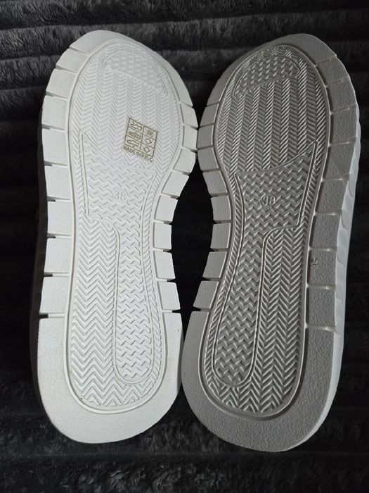 Nowe niebieskie snakersy