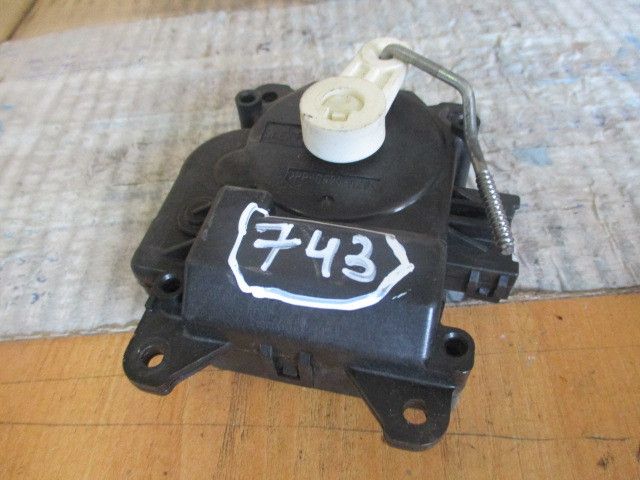 Motor da comporta da sofagem MITSUBISHI Pajero Mini (H5_A)