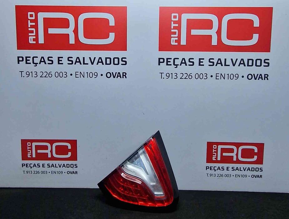 Farolim da Mala Esquerdo 0286404165 - RENAULT CAPTUR I