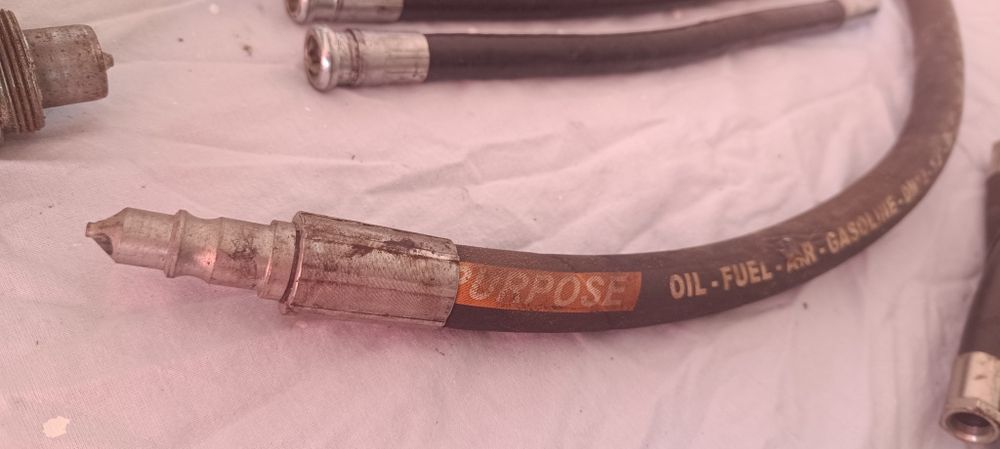 Mangueira alta pressão com pistola p massa consistente,óleo e fluidos