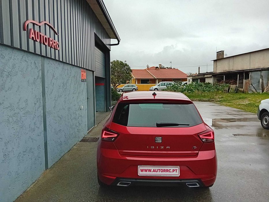 Seat Ibiza 1.6 tdi FR - Nacional ( pequeno sinistro )