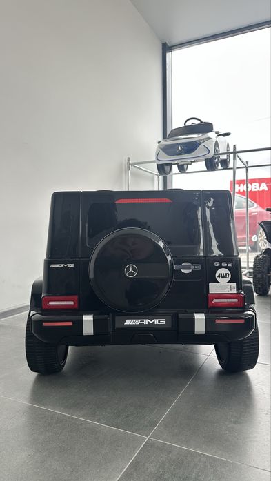 Великий 2-місний дитячий електромобіль Mercedes Benz 4x4  Дитяче авто на акумуляторі Пульт керування