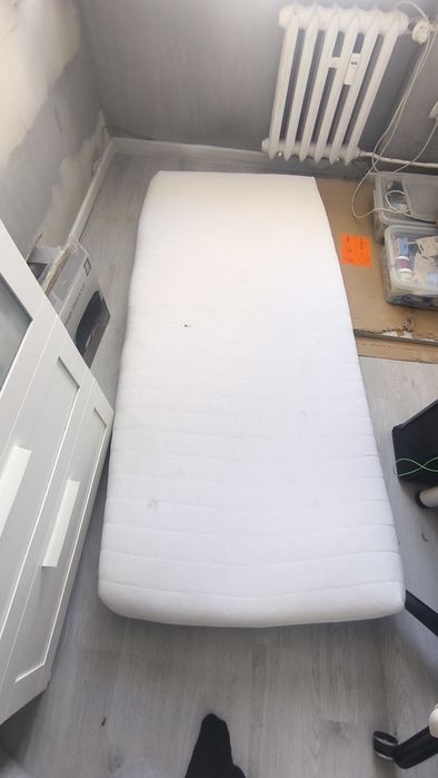 Materac 90x200 cm + 2 prześcieradła GRATIS