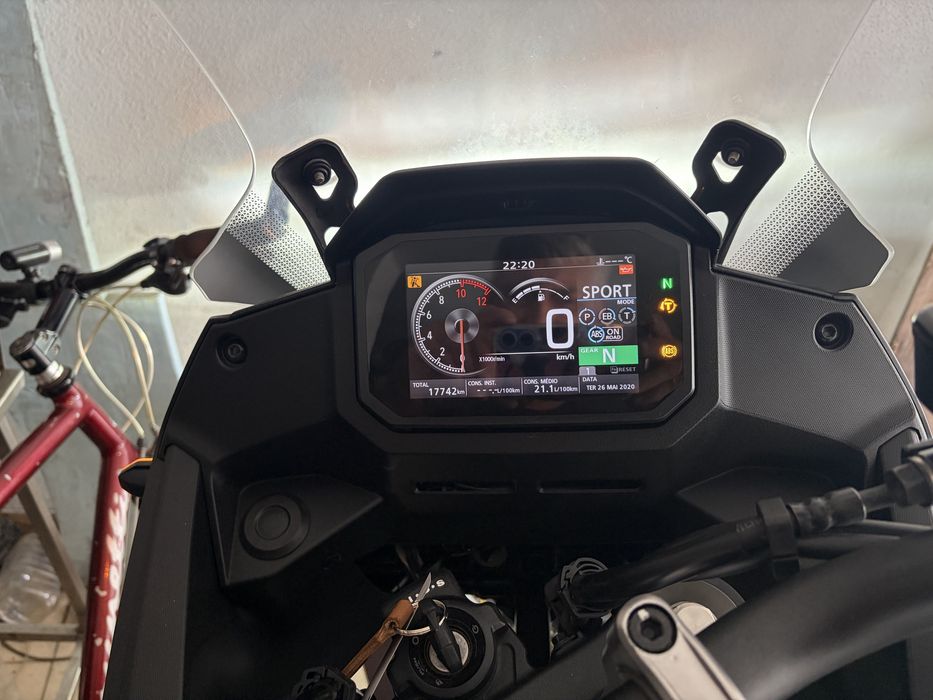 Honda Transalp 750