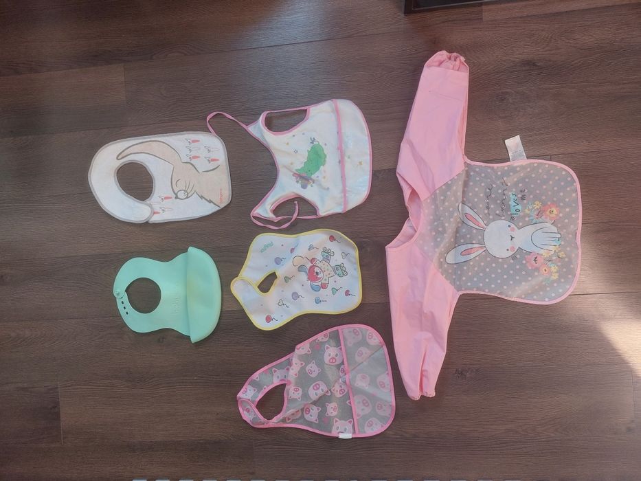 Sliniak śliniak paka ubrań gumowy zestaw komplet