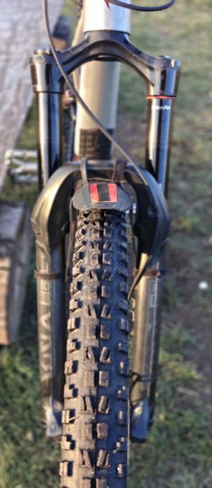 RockShox Yari RC 29 150mm skoku