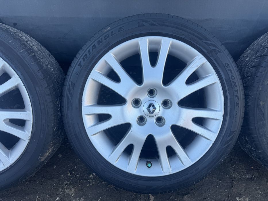 Felgi z oponami 225/45R17 Renault 5x108 Laguna Escape Safrane Vel Sati