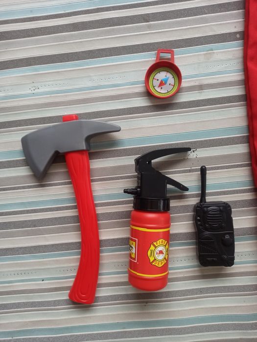 Карнавальний маскарадний костюм 7, 8, 9, 10 р пожежник