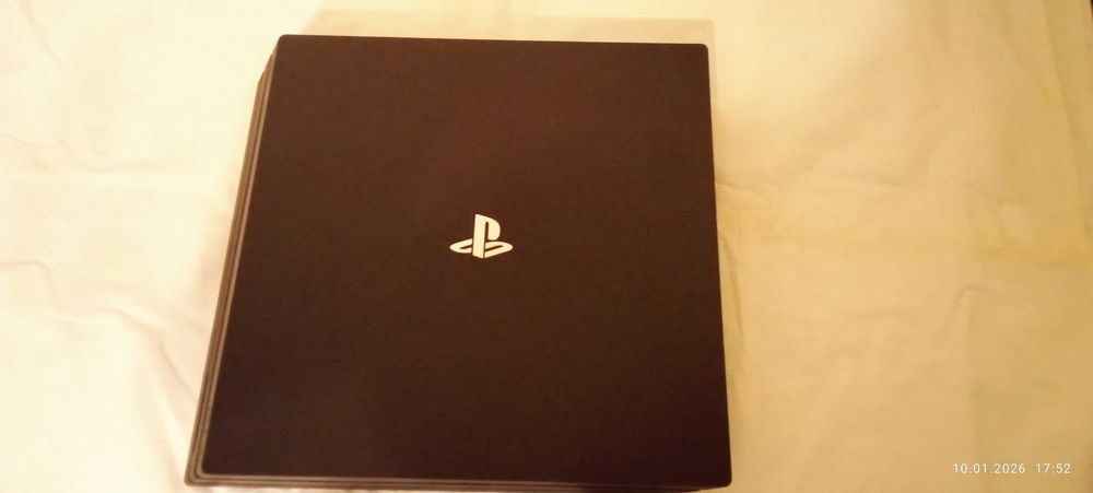 Продам  PS4  pro