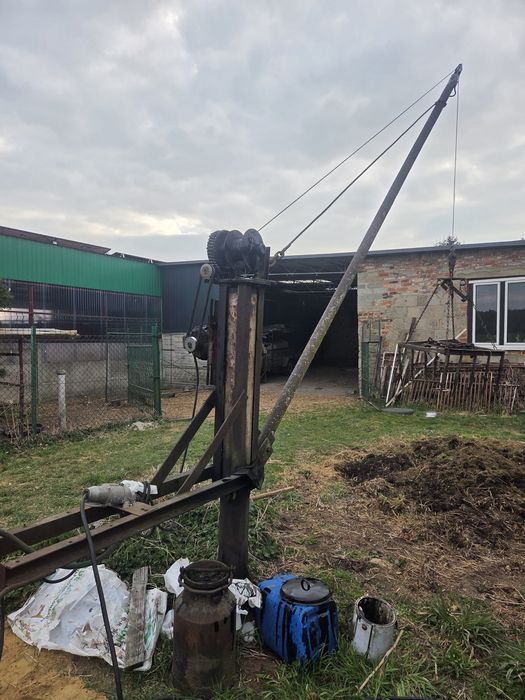 Ładowacz stacjonarny żuraw elektryczny