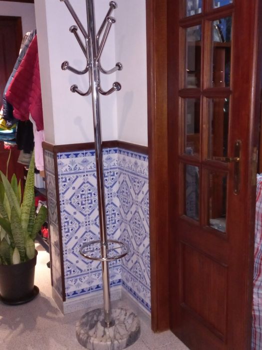Bengaleiro e chapeleira 1,78cm de altura