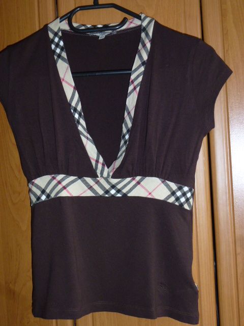 BURBERRY bluzka,podkoszulek,T-Shirt oryginalna XS/S jak nowa