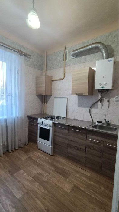 Оренда 2 кімнатної квартири на Карачунах