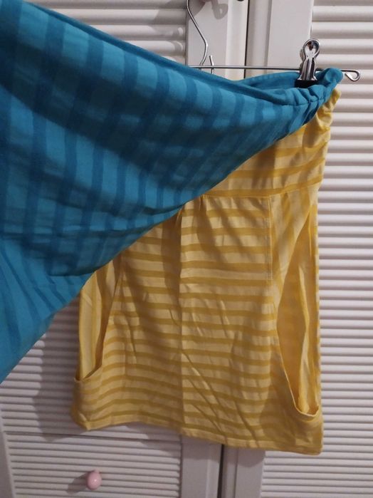 Top "cai-cai" tamanho S (em azul e amarelo)