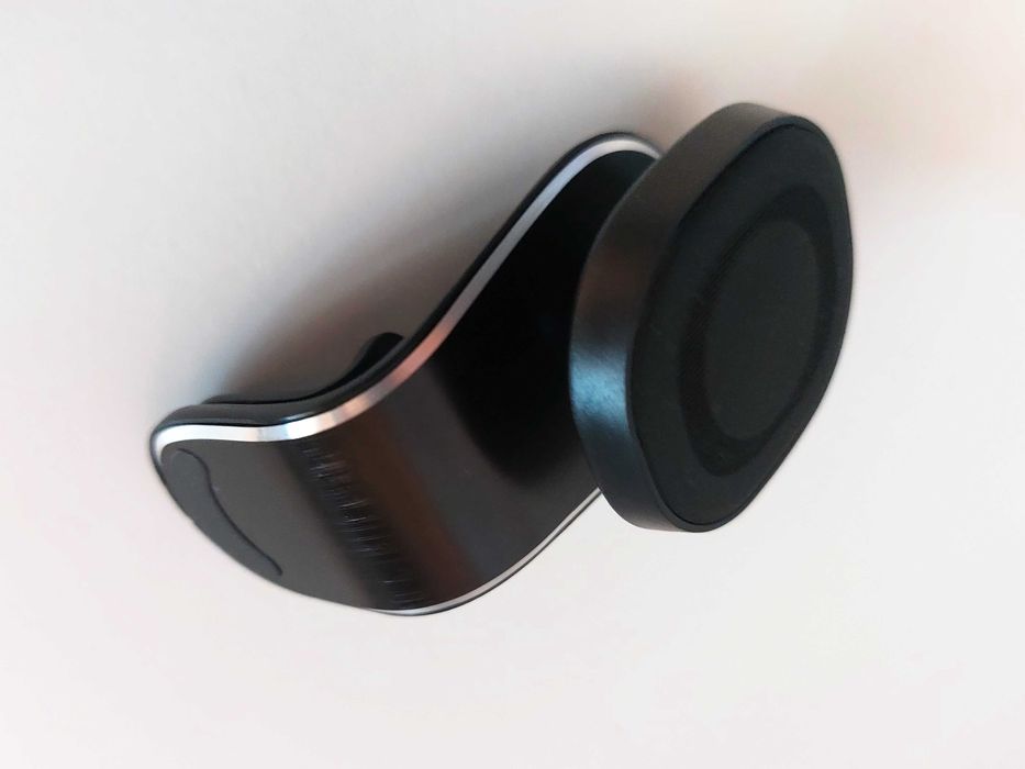 Suporte universal p/ smartphone (grelha de ventilação) - COMO NOVO!