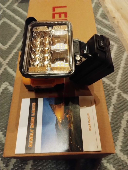 Lampa robocza halogen LED do Dewalt 18-20V