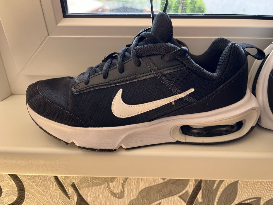 Кросівки Nike 39
