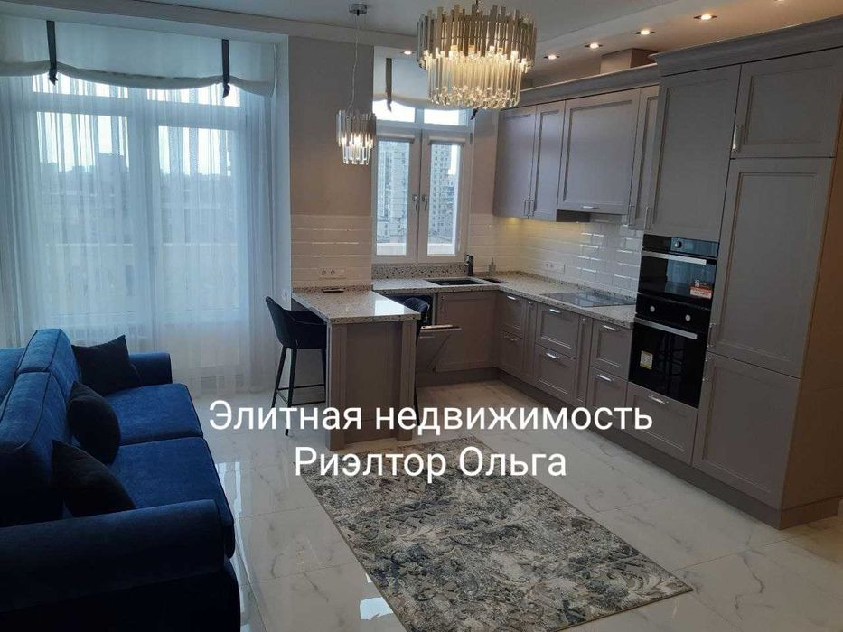 Сдам VIP ЖК "Ренессанс" дизайнерский ремонт / Кировский сквер! Центр! Своя терраса!