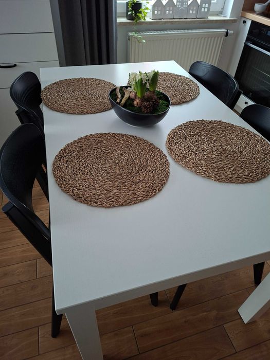Biały stół IKEA. Rozkładany.