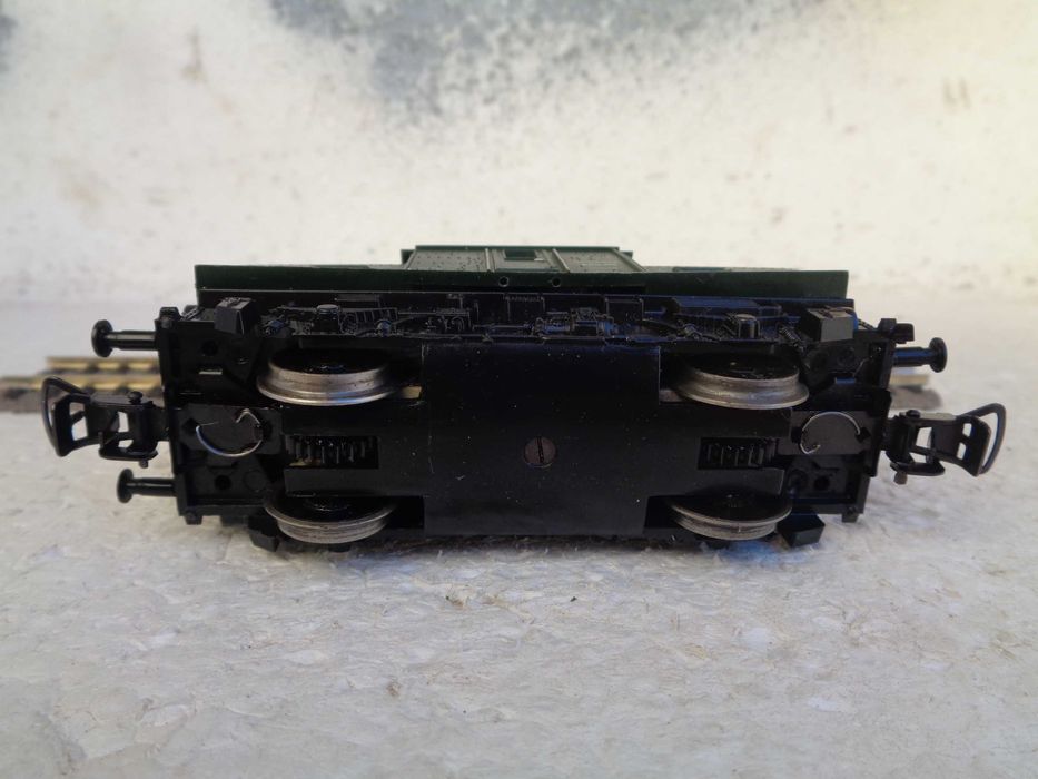 1:87 PIKO Locomotiva eletrica E69 da DR comboio