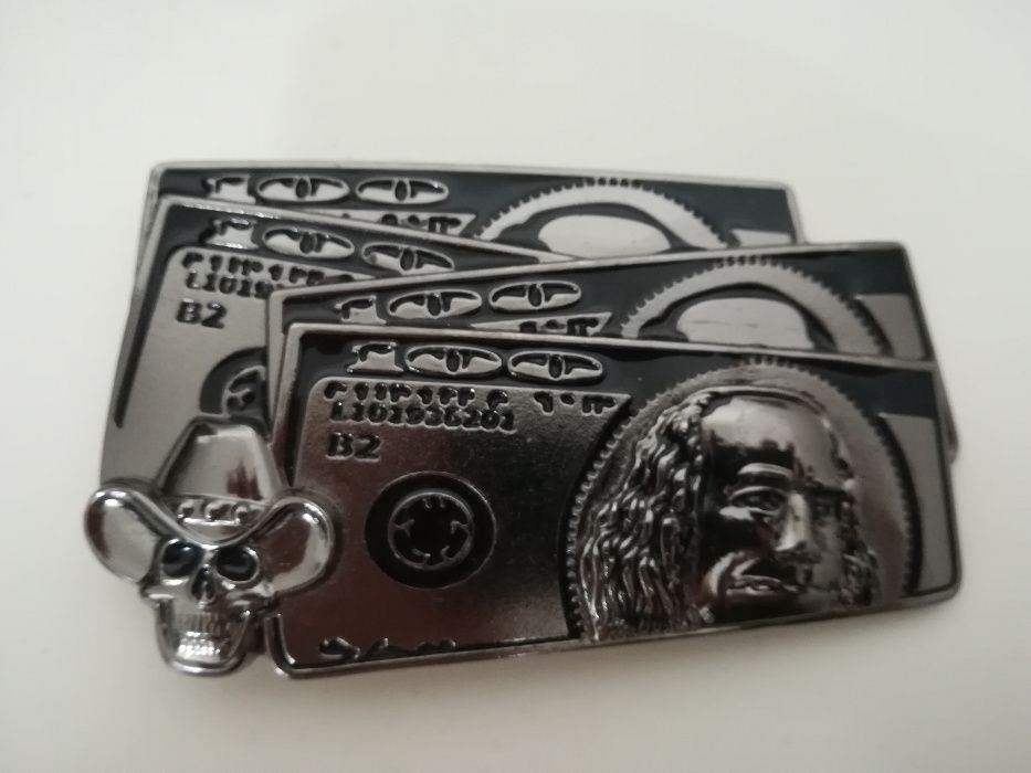 Klamra do paska 100 dolarów