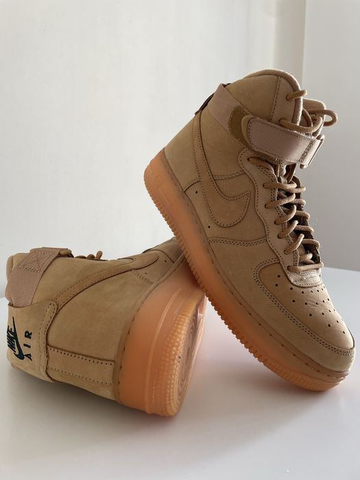 Ténis NIKE Air Force Camel