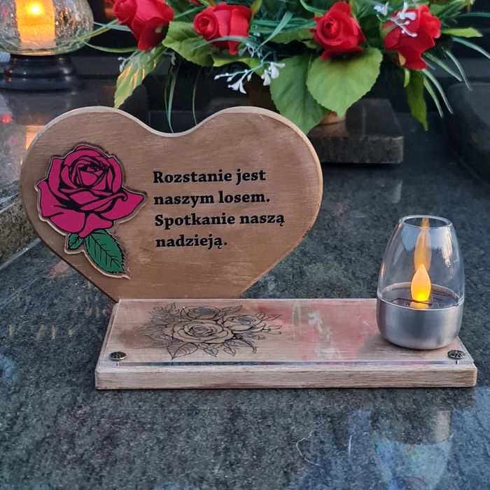 Solarny znicz led statuetka na cmentarz grób duża