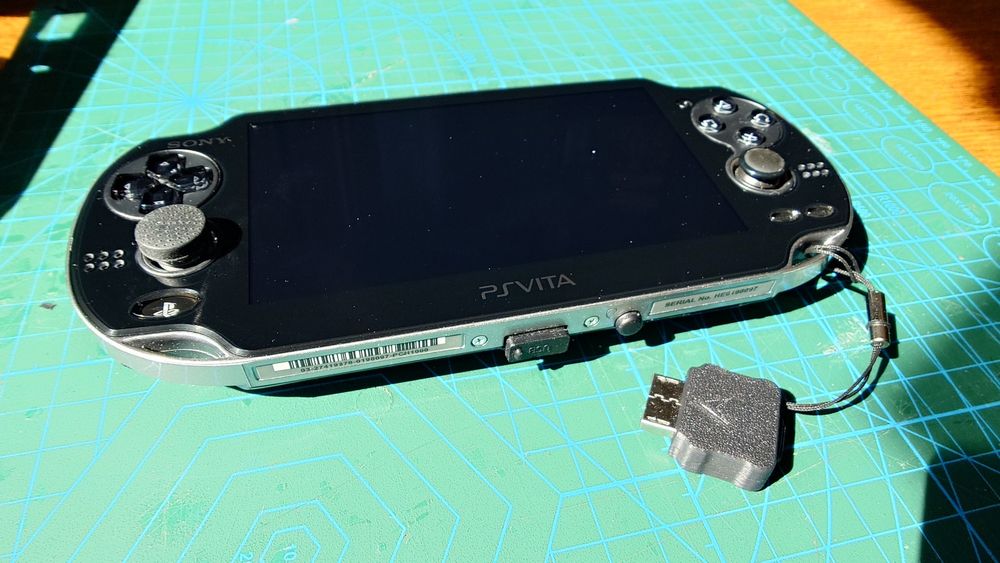 Sony PSVita FAT PCH1008, 512GB+2GB+32GB+1300 ігор.