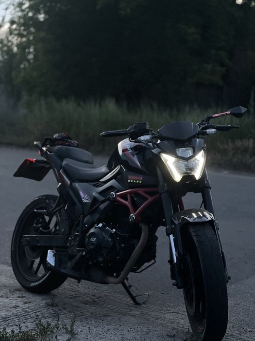 Мотоцикл LIFAN SR200