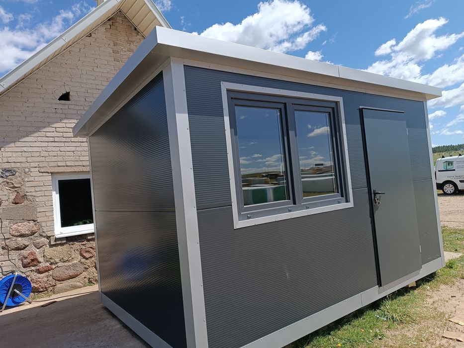 Pawilon, budka, domek, z płyty warstwowej