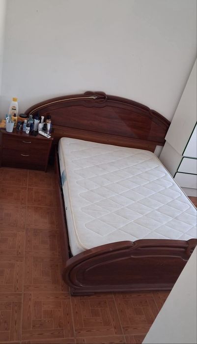 Quarto  casal pronto a entrar