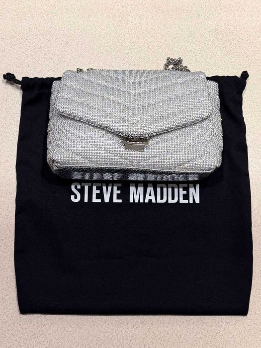 Skrząca się pikowana torebka Steve Madden