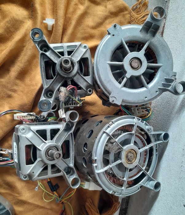 Motores de máquinas de lavar só roupas só tenho os em alumínio mais p