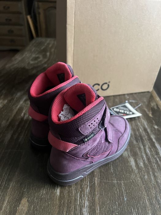 Теплые и непромокаемые ботиночки Ecco gore-tex 18 см