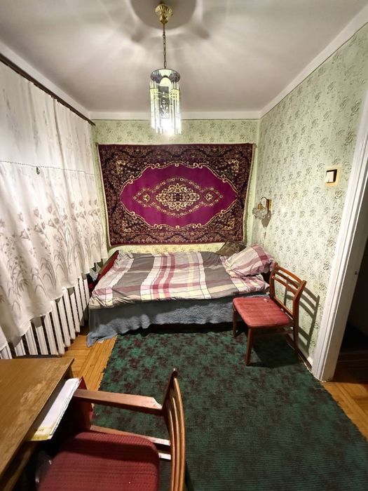 Здам в оренду кімнату на Урожаї.Литвиненко з власницею