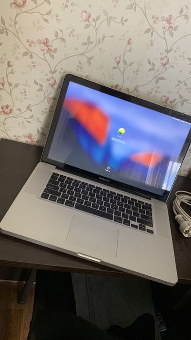 MacBook Pro 2009 року