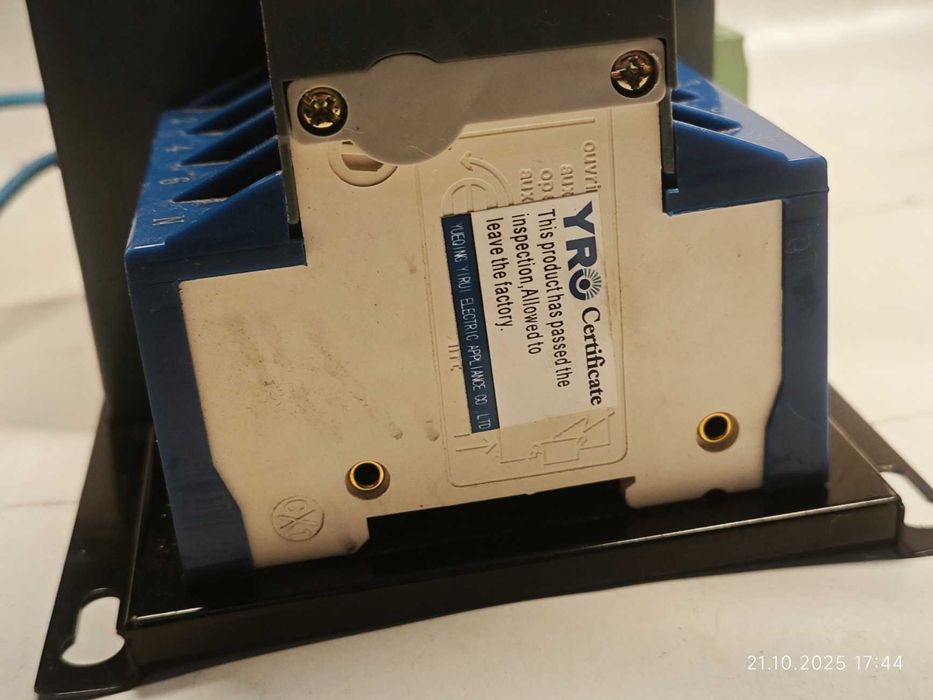 Автоматический ввод резерва АВР YRQ2CB-63/4 63A 3/1 фазный