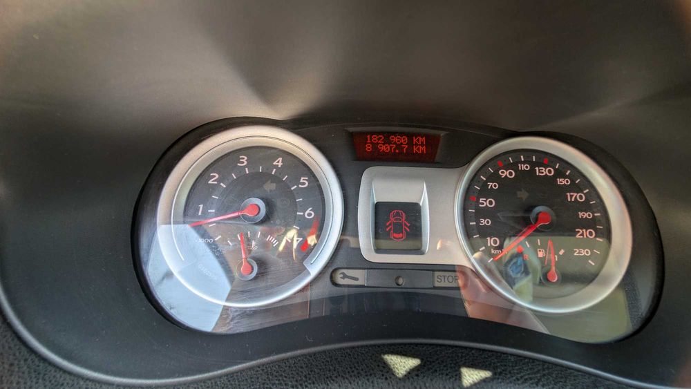 Продам авто Renault Clio універсал 2008р