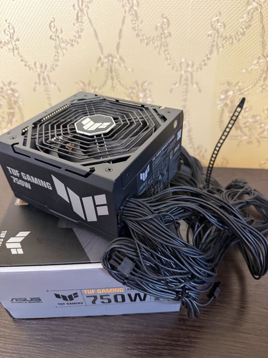 Блок живлення ASUS TUF Gaming 750W Bronze