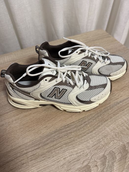 New Balance 530.