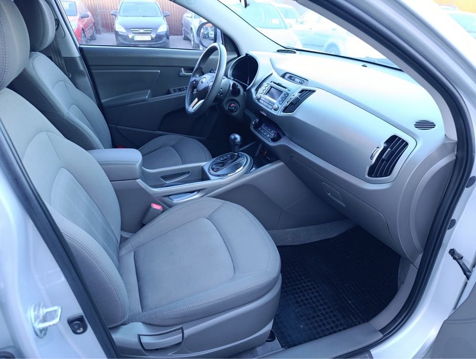 Продам  гарний  автомобіль