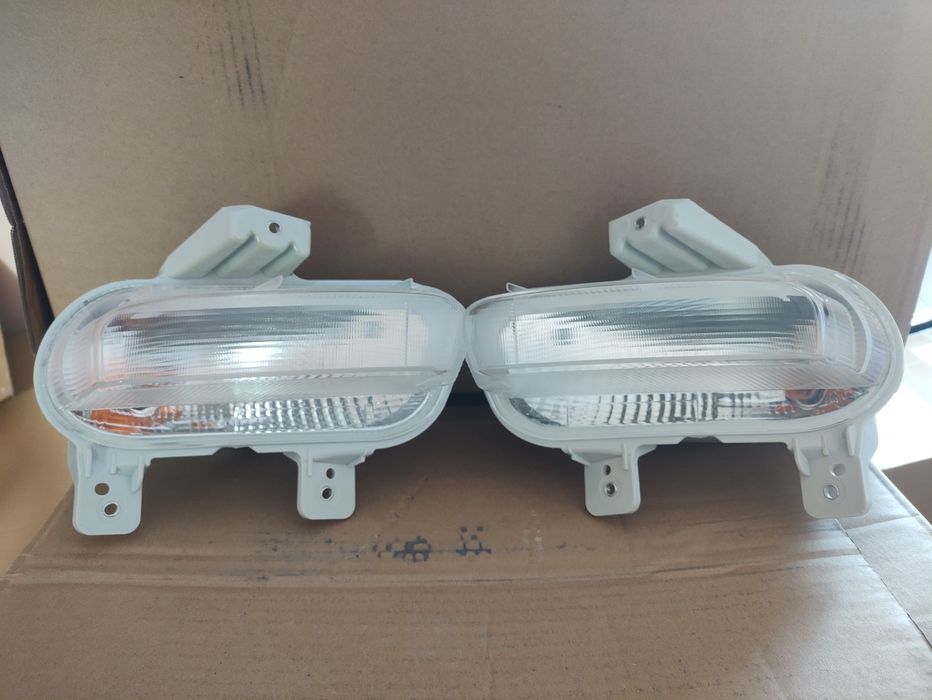 Повторитель в бампер дхо поворот повторювач jeep renegade ДХВ габарит