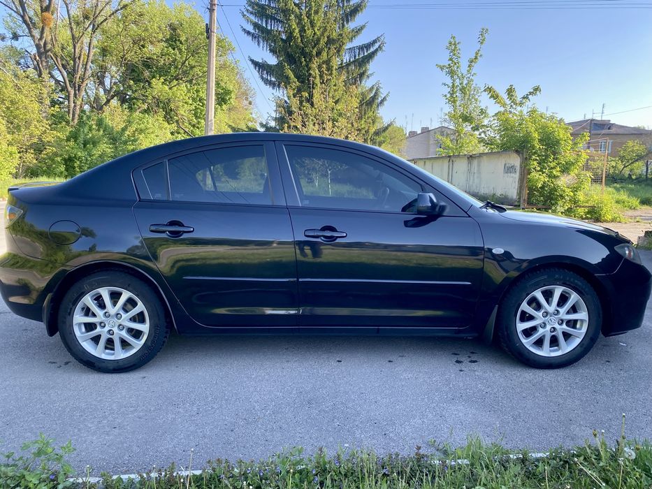 Продам Mazda 3 !!!