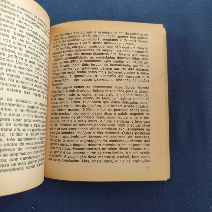 Cadernos D. Quixote - Ecologia Contra Poluição